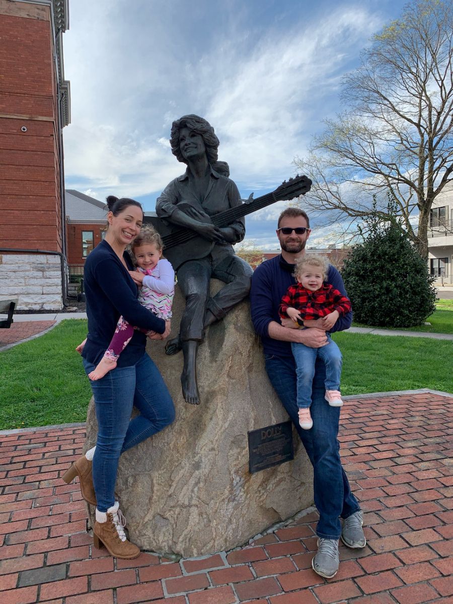 Dr Jack And Her Family At The Dolly Parton Statue In Sevierville